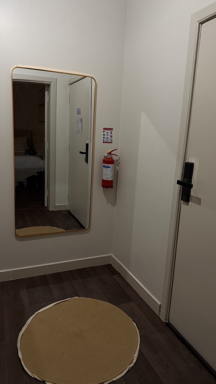 استوديو انيق بسرير ماستر