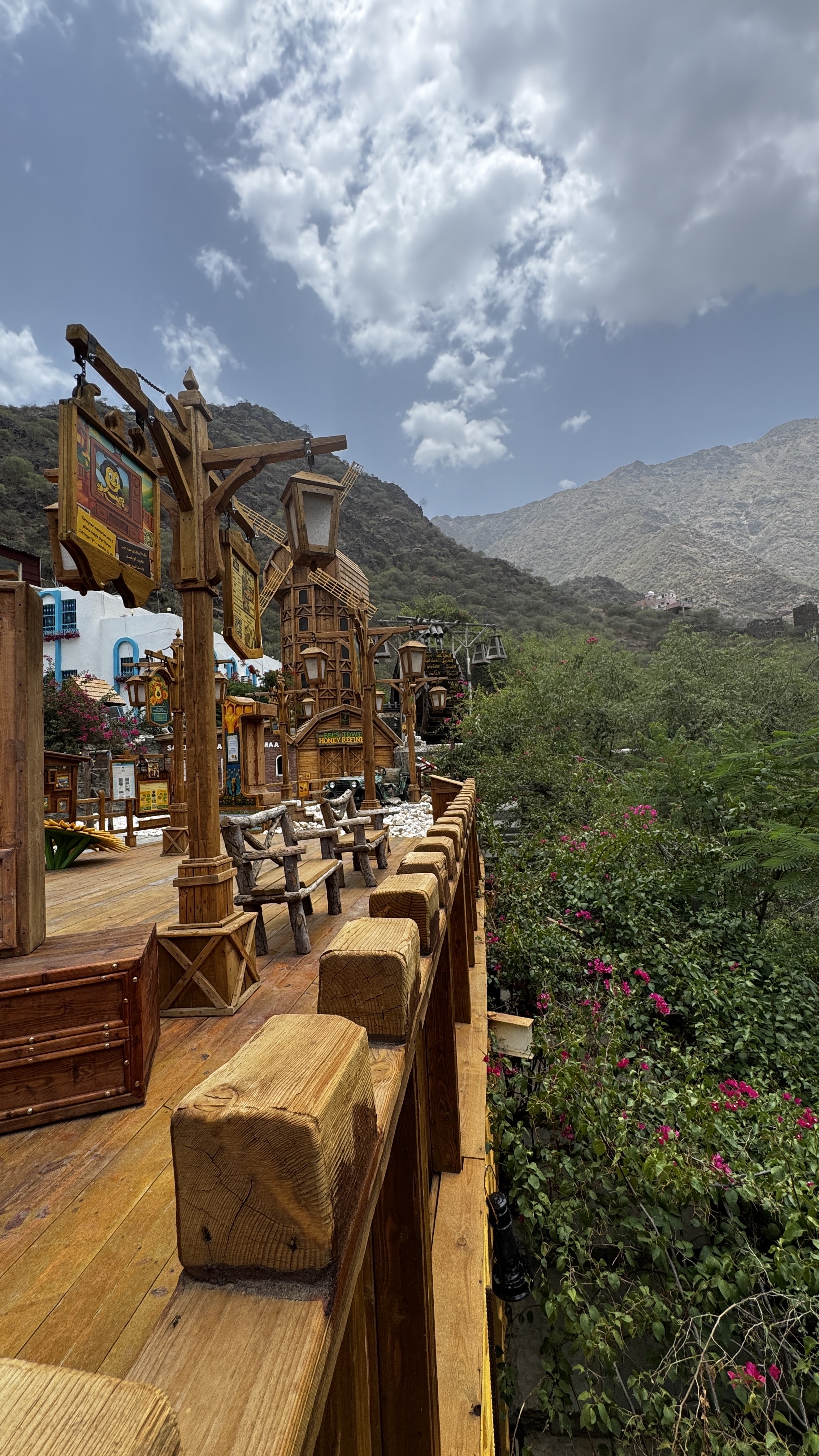 مرشد سياحيabha tours