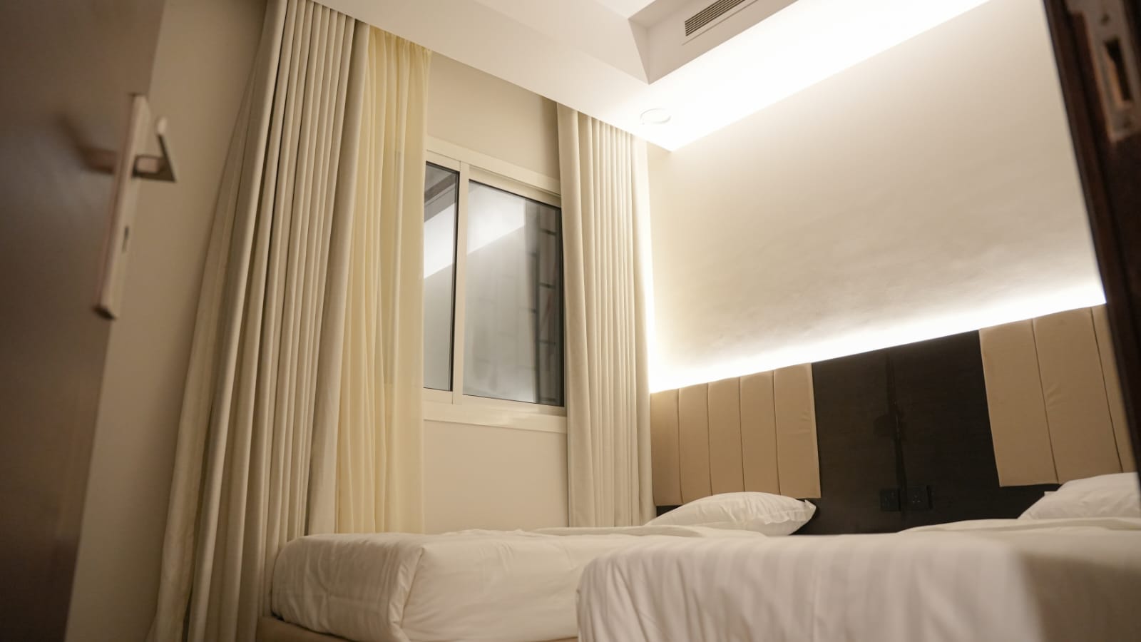 307-شقه فاخره بموقع مميز ودخول ذاتي