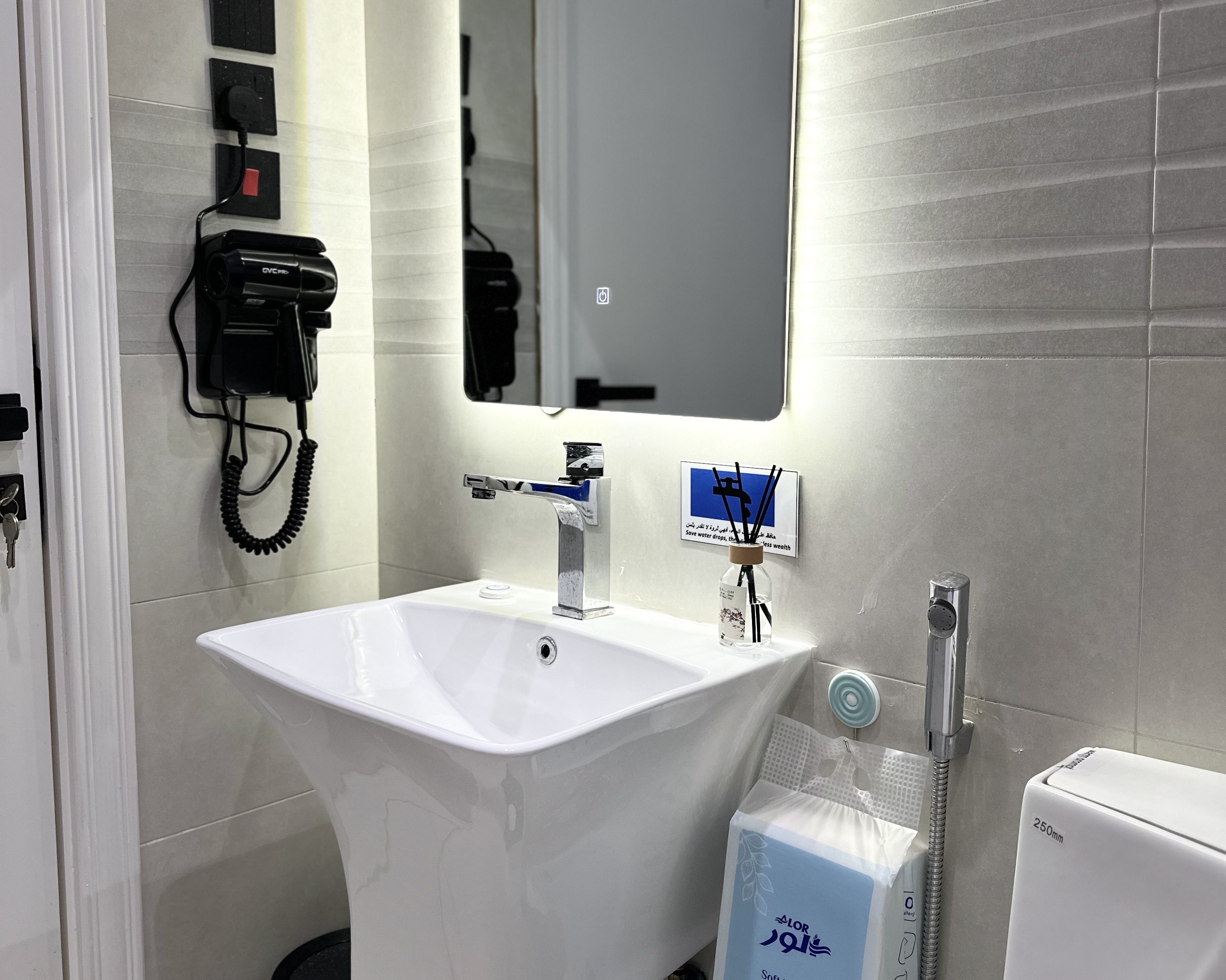 وحده فندقيه غرفتين نوم بالقرب المطار