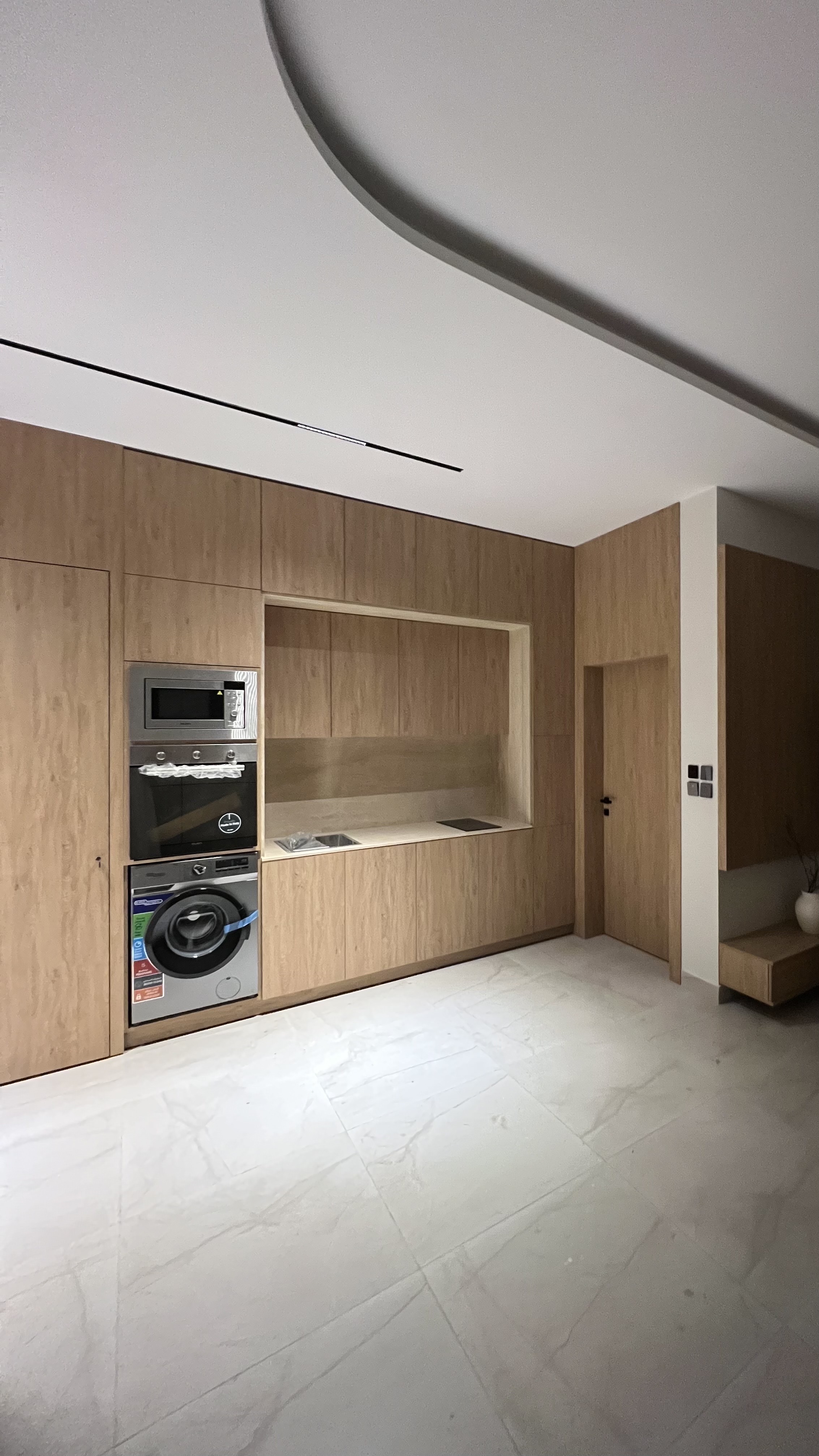 شقه هادئه بموقع مميز