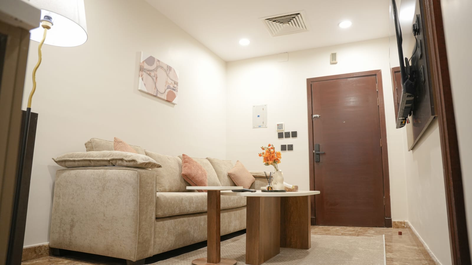 402-شقه فاخره بموقع اسطوري