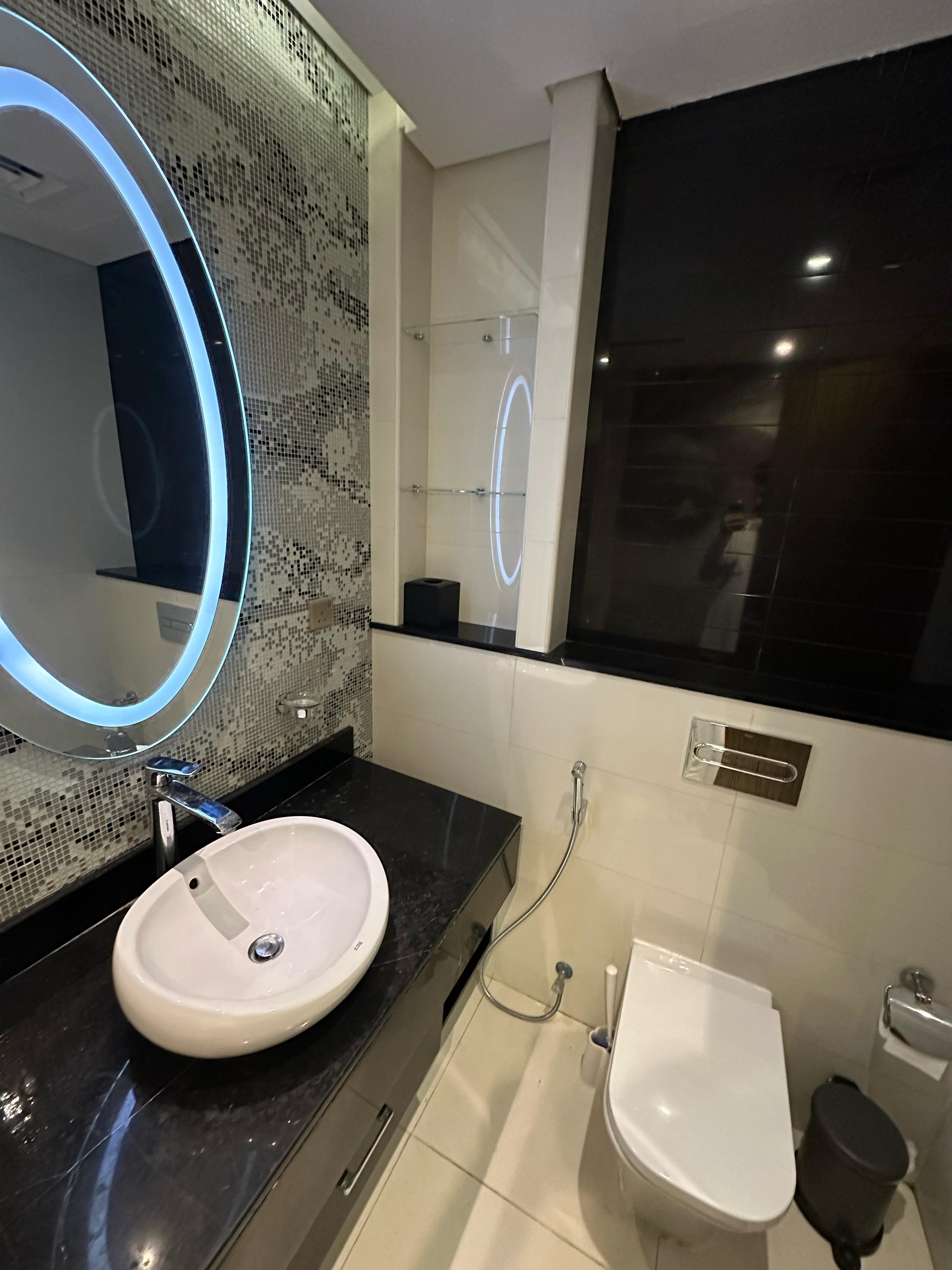 استديو 302 B- Damac
