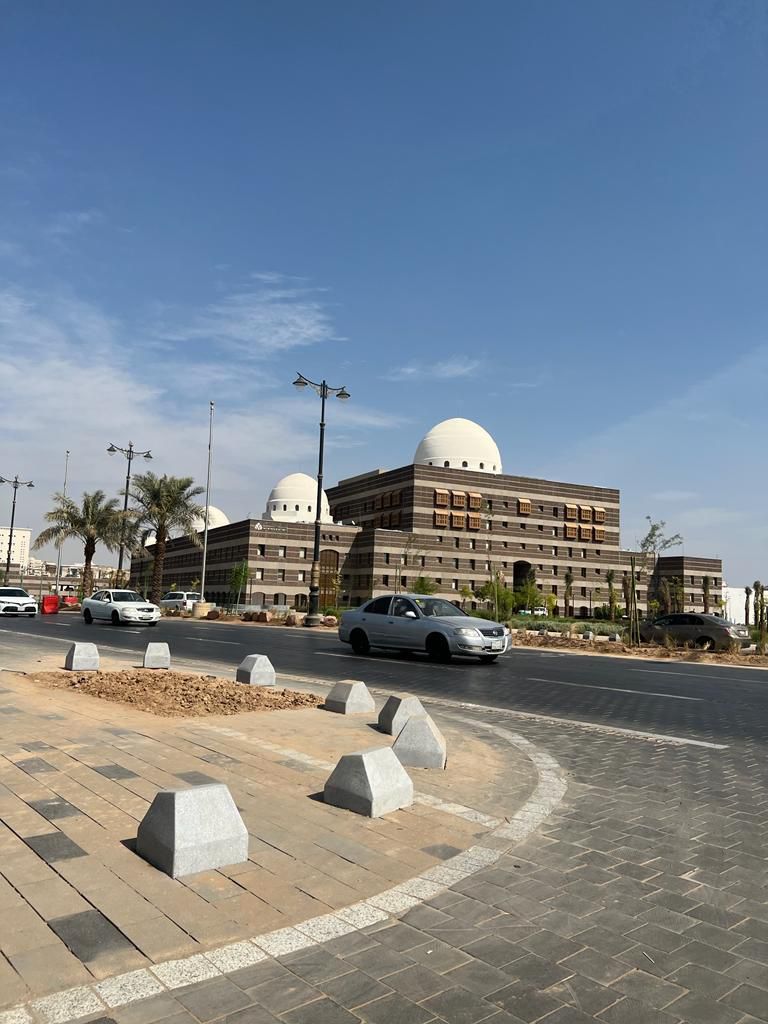 مرشد سياحي صالح