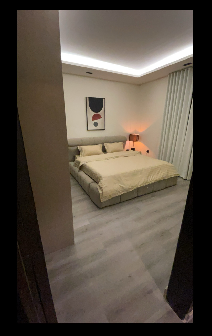 شقه غرفه وصاله مودرن مميزه 218