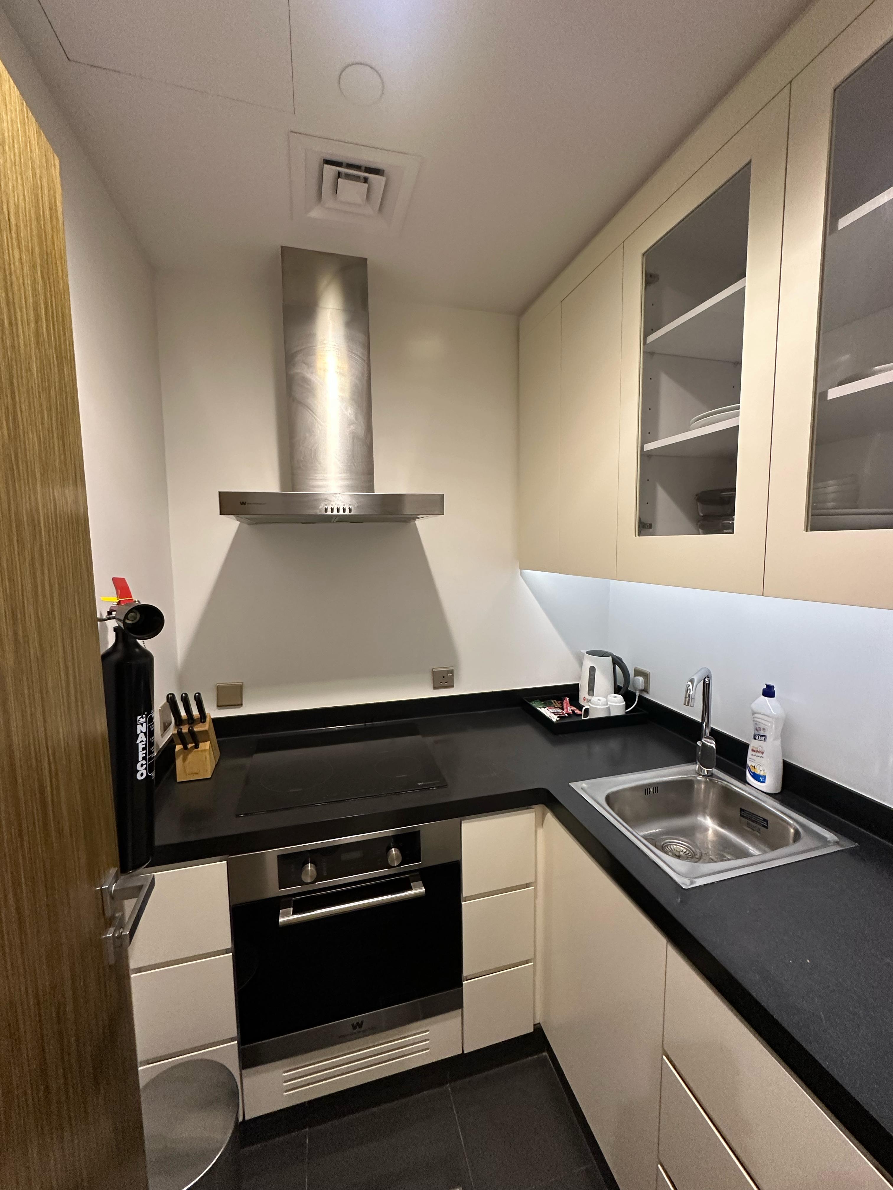 استديو 302 B- Damac