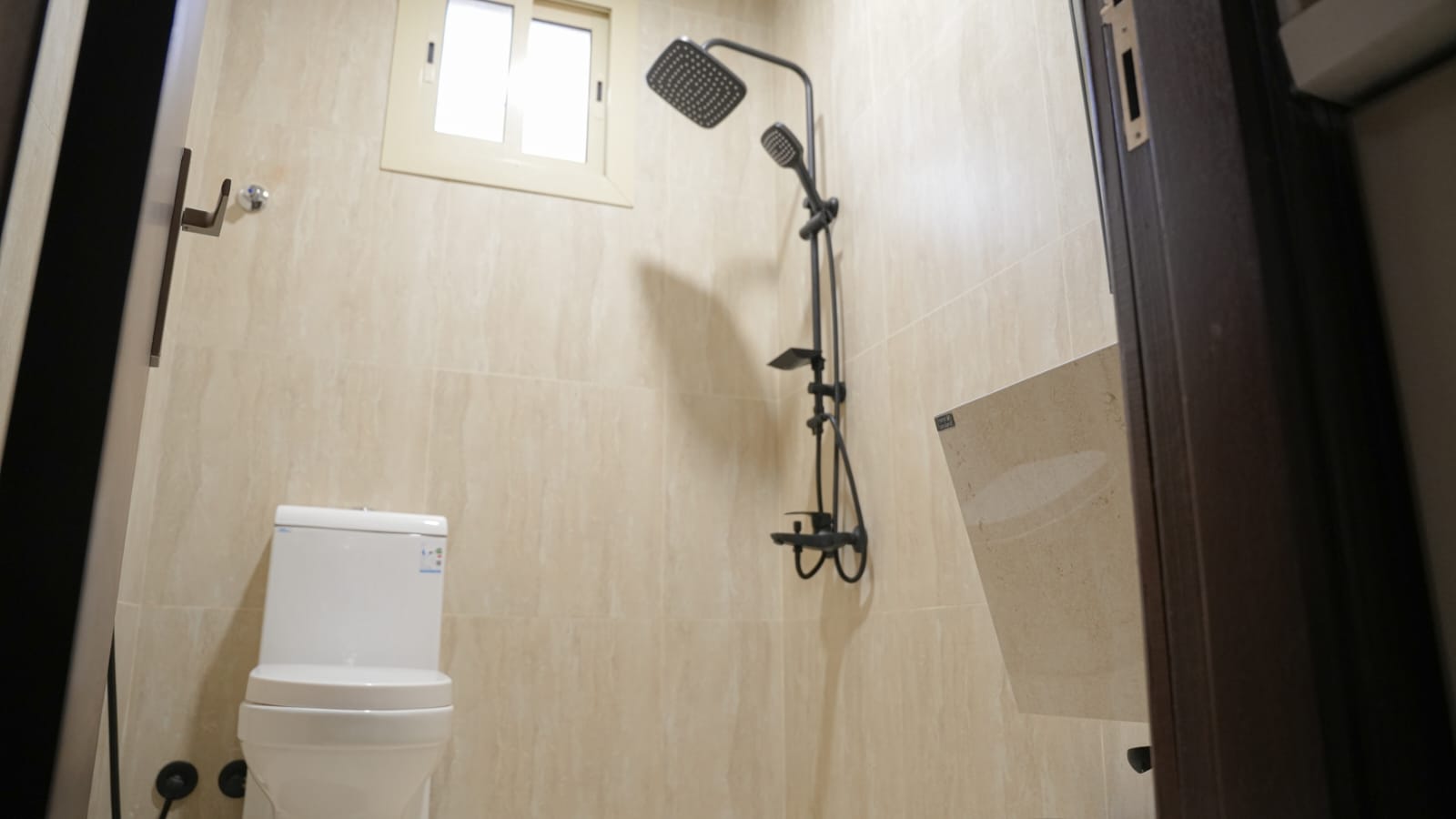 402-شقه فاخره بموقع اسطوري